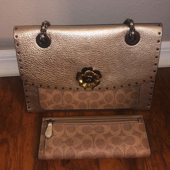 Authentic Parker Coach purse and wallet - Picture 9 of 11